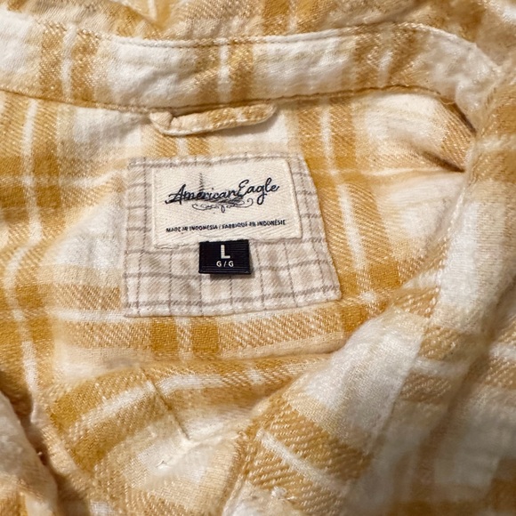 NWOT American Eagle Cropped Flannel Shirt - Picture 2 of 8